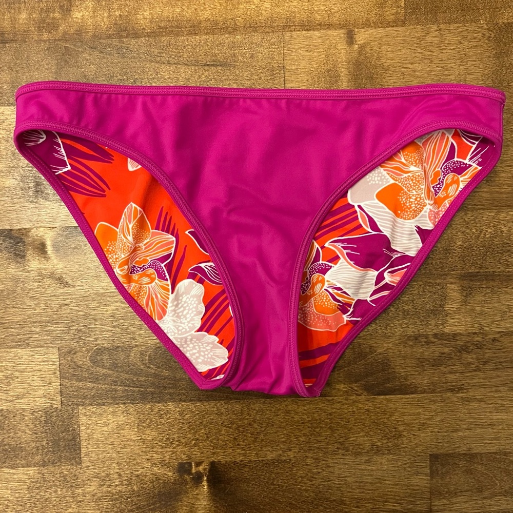 NWOT REVERSIBLE Athleta Rio Bikini Bottom